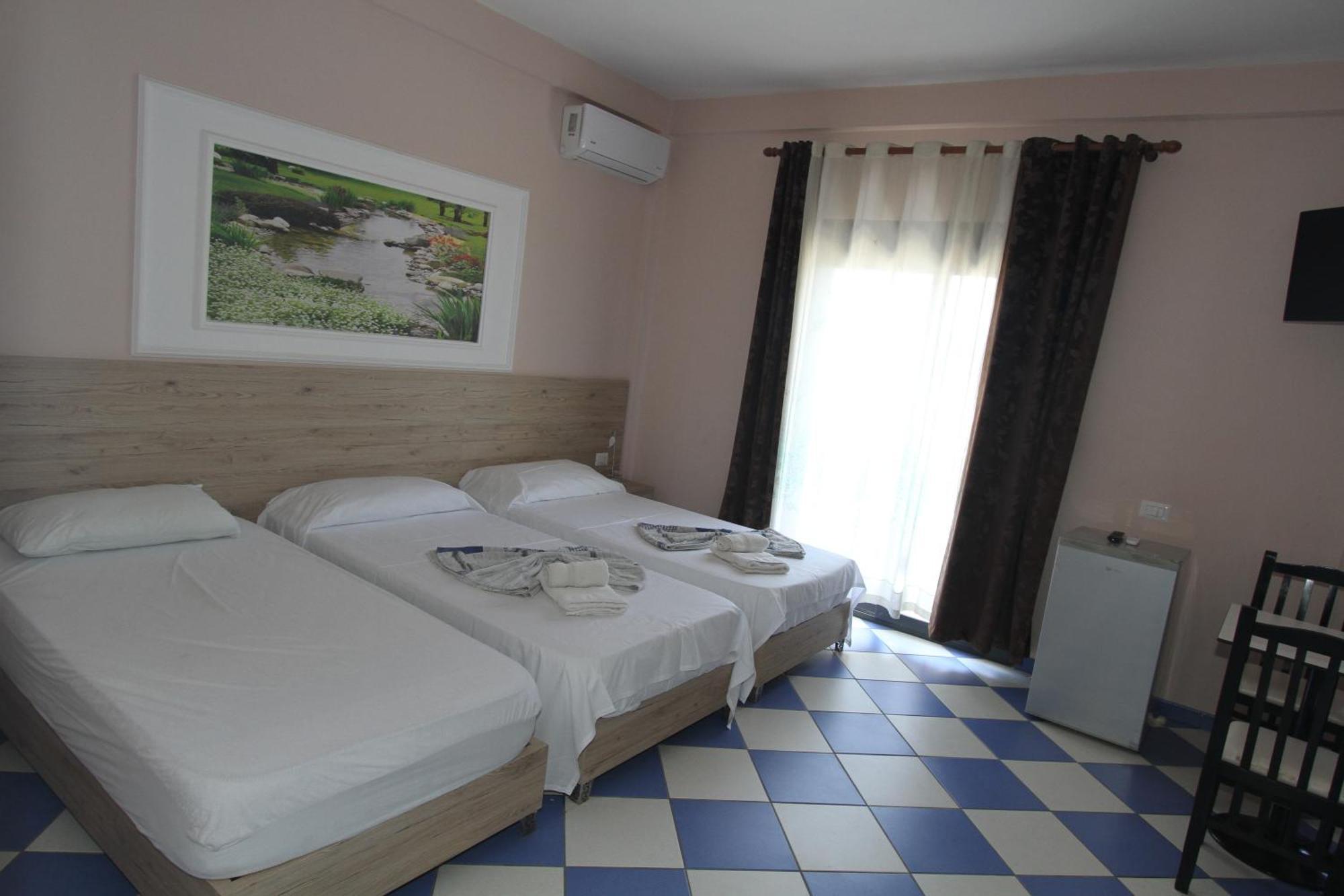 Kompleksi Eli Guest House Durrës Exterior foto