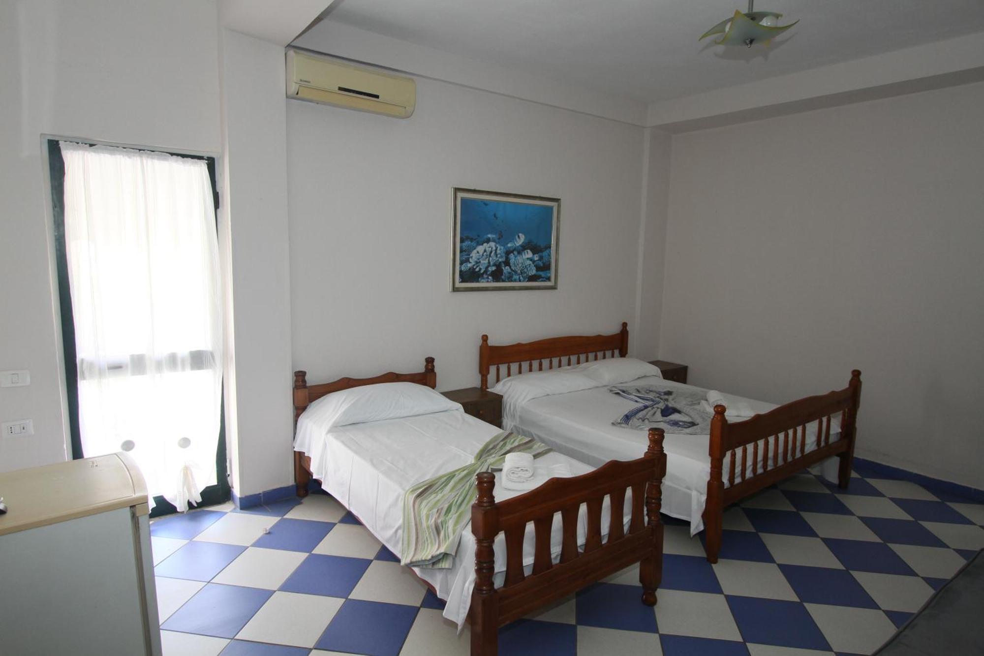 Kompleksi Eli Guest House Durrës Exterior foto