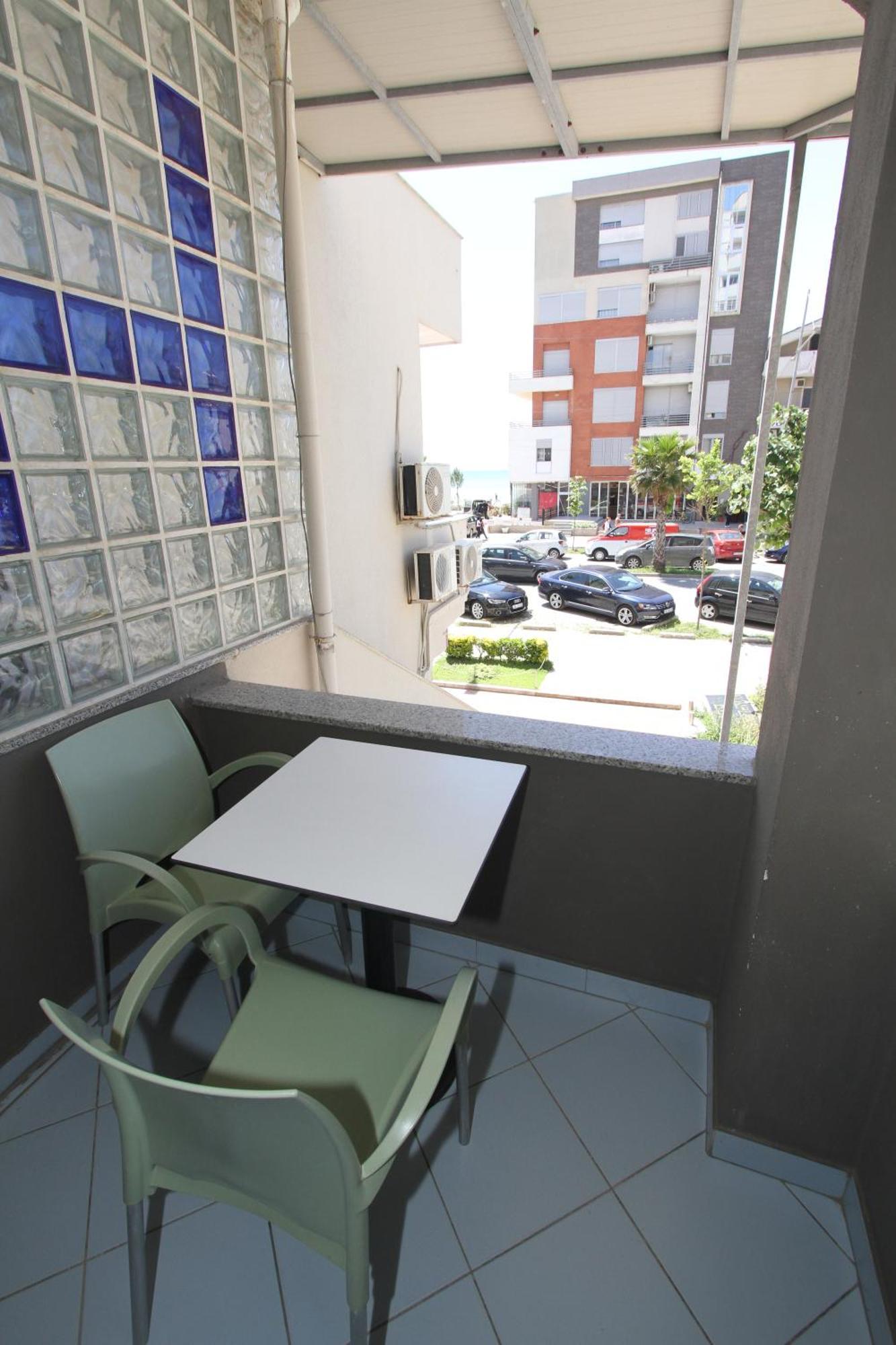 Kompleksi Eli Guest House Durrës Exterior foto