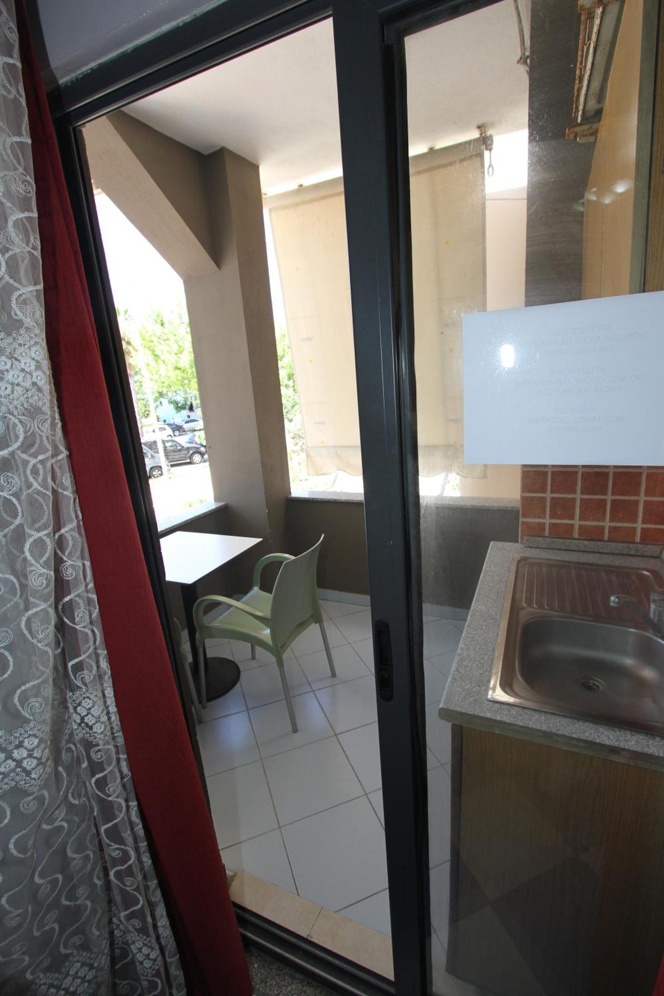 Kompleksi Eli Guest House Durrës Exterior foto