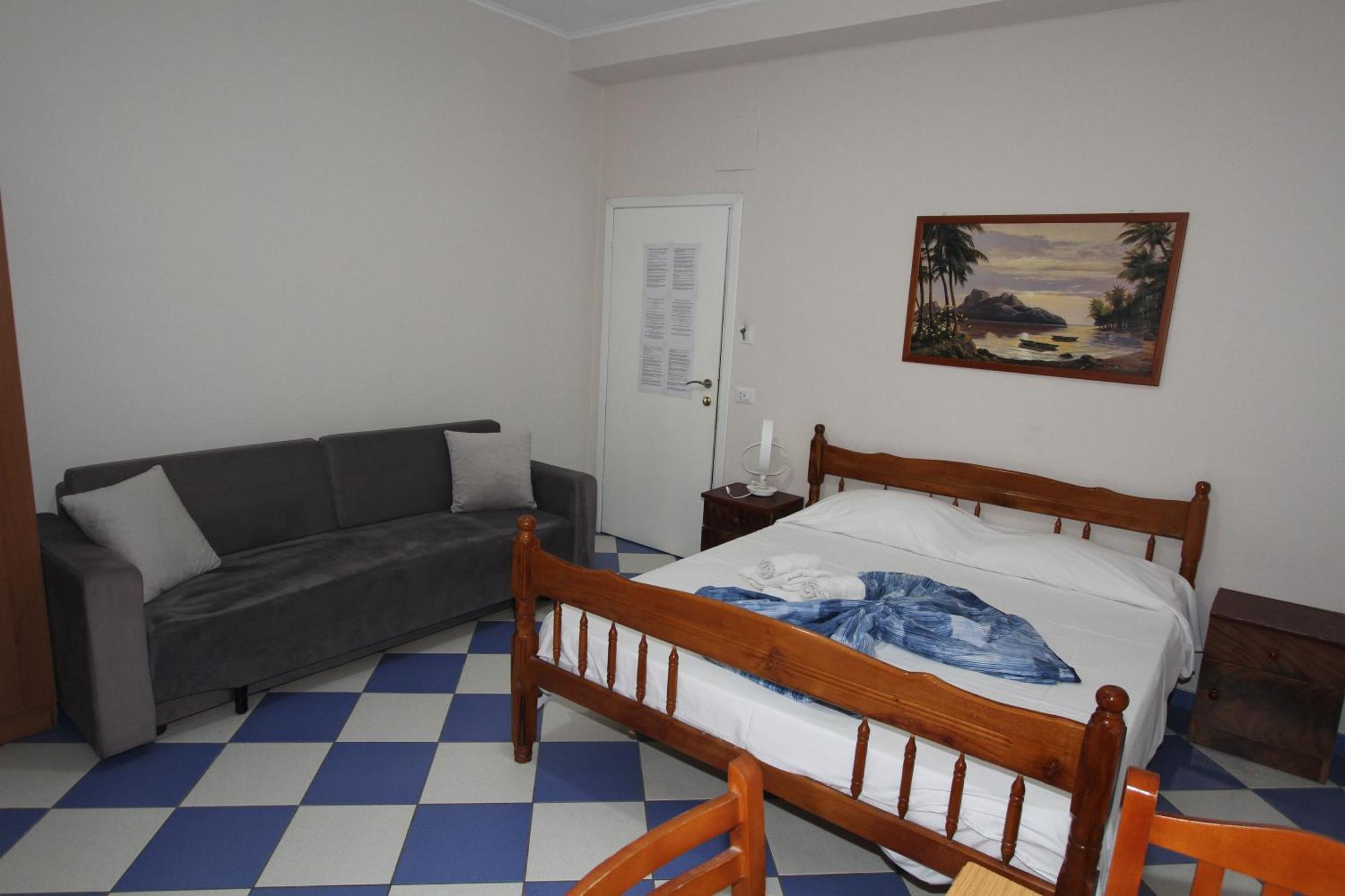 Kompleksi Eli Guest House Durrës Exterior foto